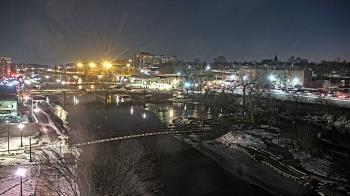 Weather camera view of City of Elgin.