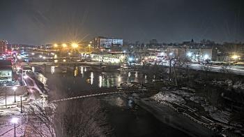 Weather camera view of City of Elgin.