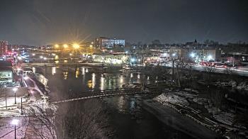 Weather camera view of City of Elgin.