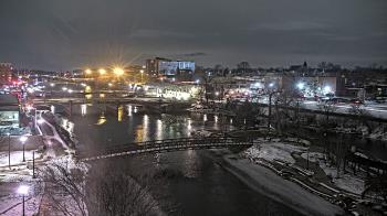 Weather camera view of City of Elgin.