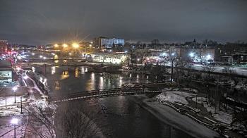 Weather camera view of City of Elgin.