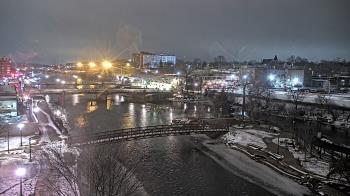 Weather camera view of City of Elgin.