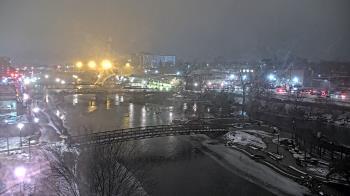 Weather camera view of City of Elgin.