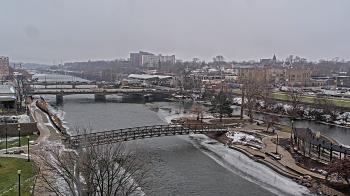 Weather camera view of City of Elgin.