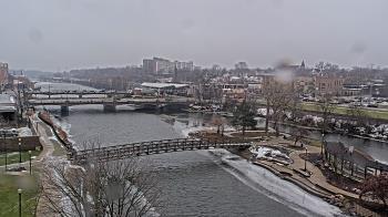Weather camera view of City of Elgin.
