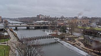 Weather camera view of City of Elgin.