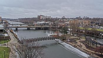 Weather camera view of City of Elgin.