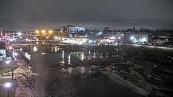 Weather camera view of City of Elgin.