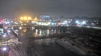 Weather camera view of City of Elgin.