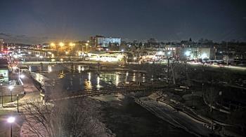 Weather camera view of City of Elgin.