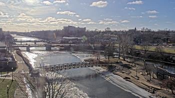 Weather camera view of City of Elgin.