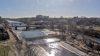 Weather camera view of City of Elgin.