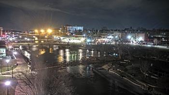 Weather camera view of City of Elgin.