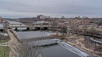 Weather camera view of City of Elgin.