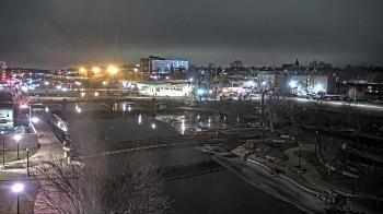 Weather camera view of City of Elgin.