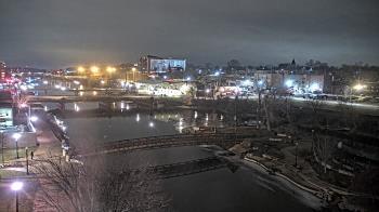 Weather camera view of City of Elgin.