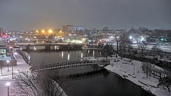 Weather camera view of City of Elgin.