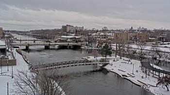 Weather camera view of City of Elgin.