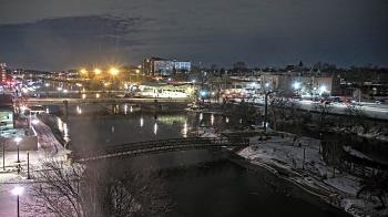 Weather camera view of City of Elgin.