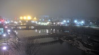 Weather camera view of City of Elgin.