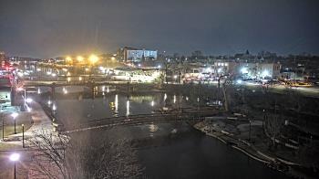 Weather camera view of City of Elgin.