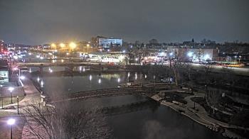 Weather camera view of City of Elgin.