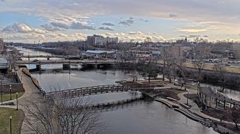 Weather camera view of City of Elgin.