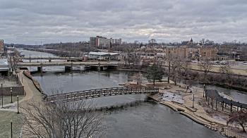 Weather camera view of City of Elgin.