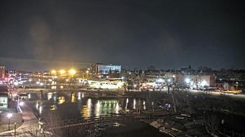 Weather camera view of City of Elgin.