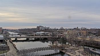 Weather camera view of City of Elgin.