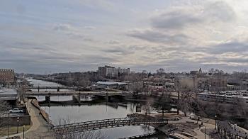 Weather camera view of City of Elgin.