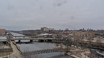 Weather camera view of City of Elgin.