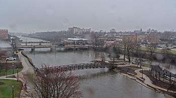 Weather camera view of City of Elgin.