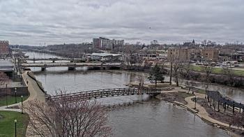 Weather camera view of City of Elgin.