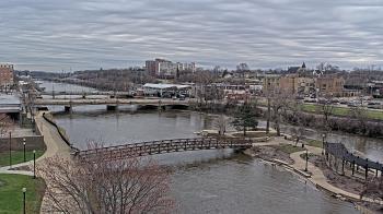 Weather camera view of City of Elgin.