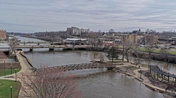 Weather camera view of City of Elgin.