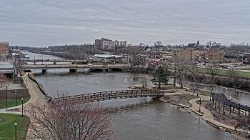 Weather camera view of City of Elgin.