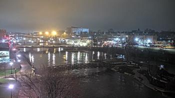 Weather camera view of City of Elgin.