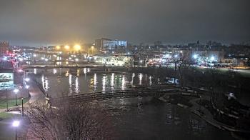 Weather camera view of City of Elgin.