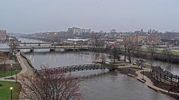 Weather camera view of City of Elgin.