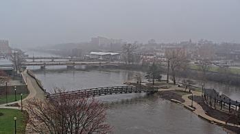 Weather camera view of City of Elgin.