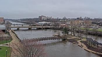 Weather camera view of City of Elgin.