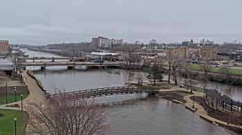 Weather camera view of City of Elgin.