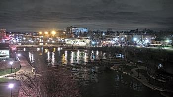 Weather camera view of City of Elgin.