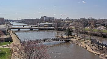 Weather camera view of City of Elgin.