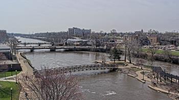 Weather camera view of City of Elgin.