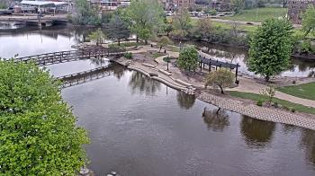 Weather camera view of City of Elgin.