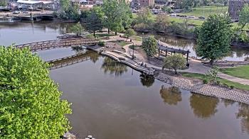 Weather camera view of City of Elgin.
