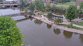 Weather camera view of City of Elgin.