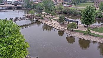 Weather camera view of City of Elgin.